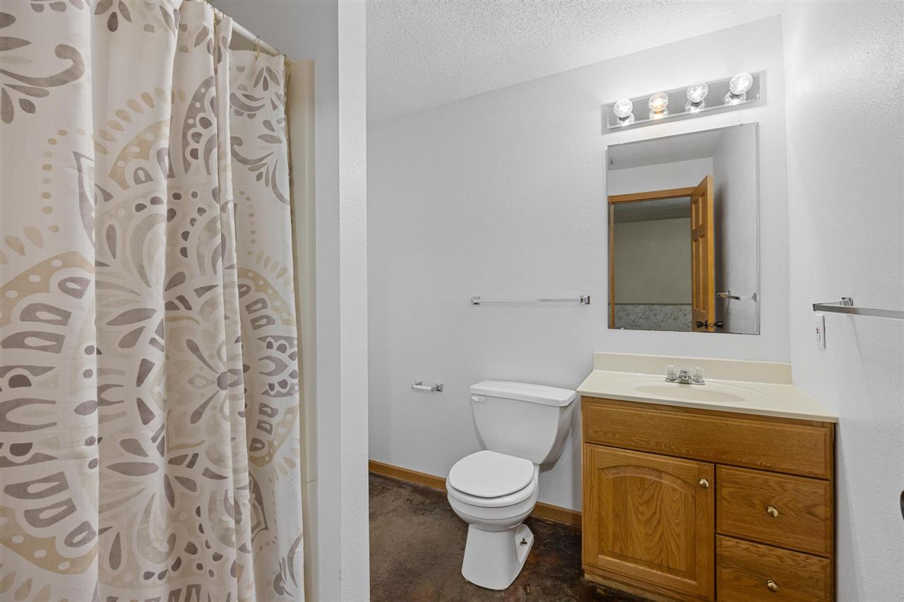 815 Saint Andrews Dr