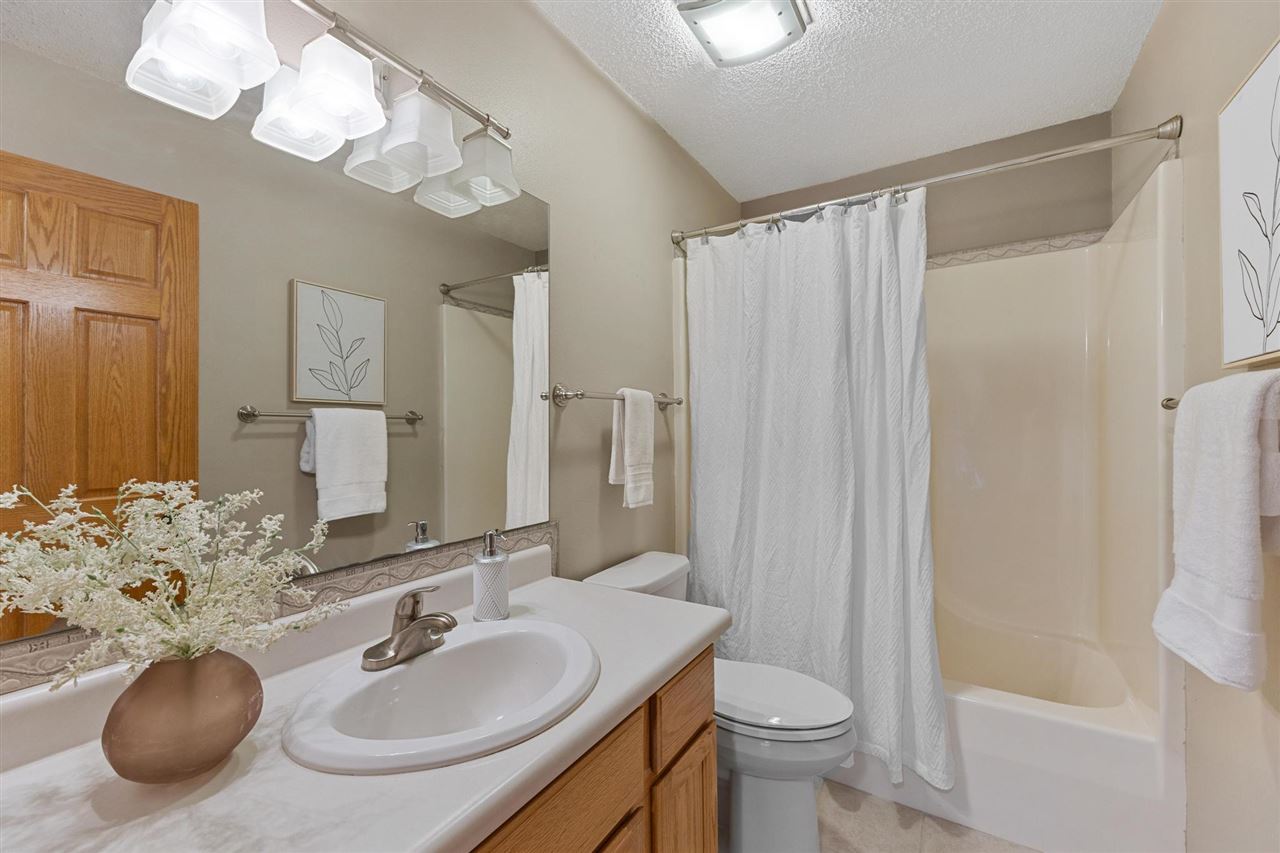 815 Saint Andrews Dr