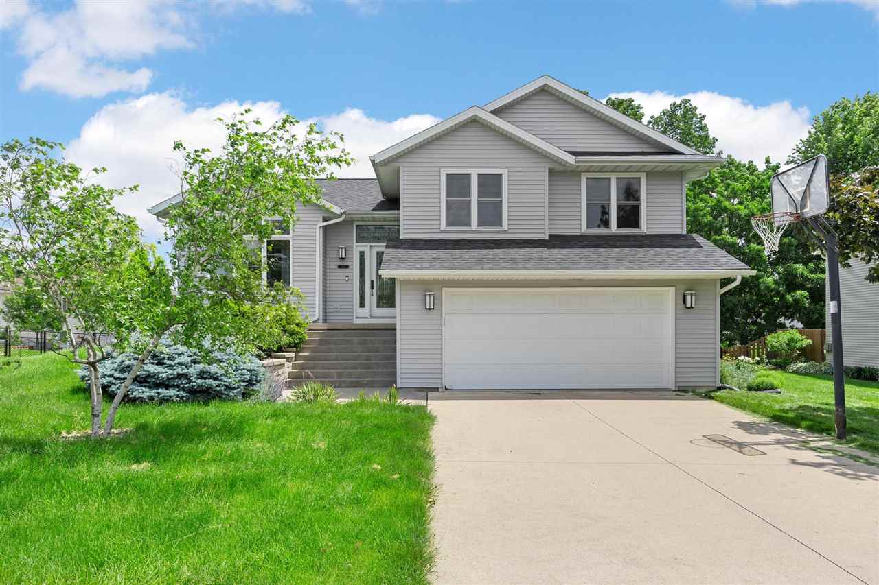 815 Saint Andrews Dr