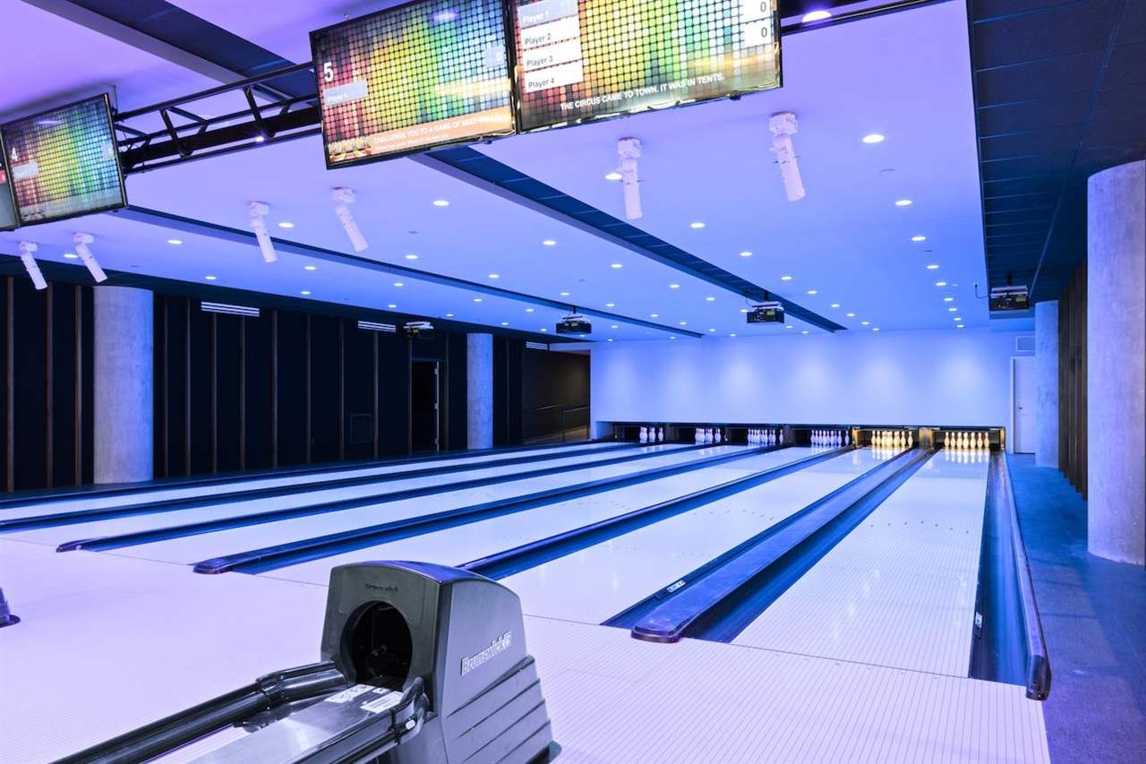 404 E College St Unit: No. 1402