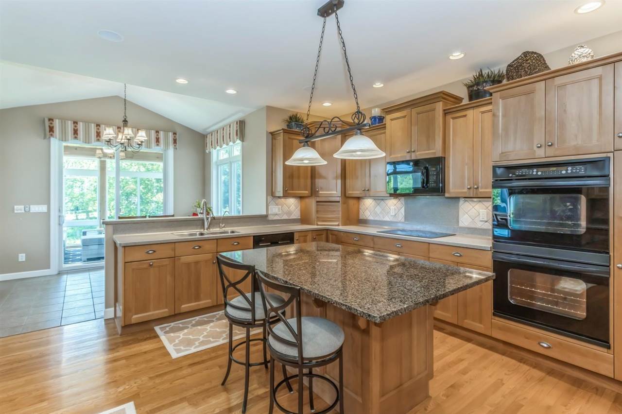 1008 Highland Park Cir