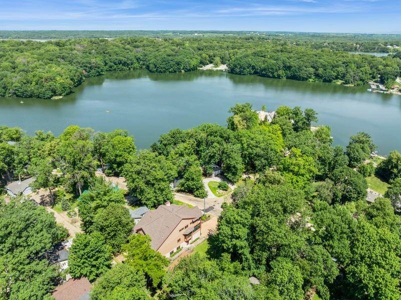 3747 Cottage Reserve Rd NE