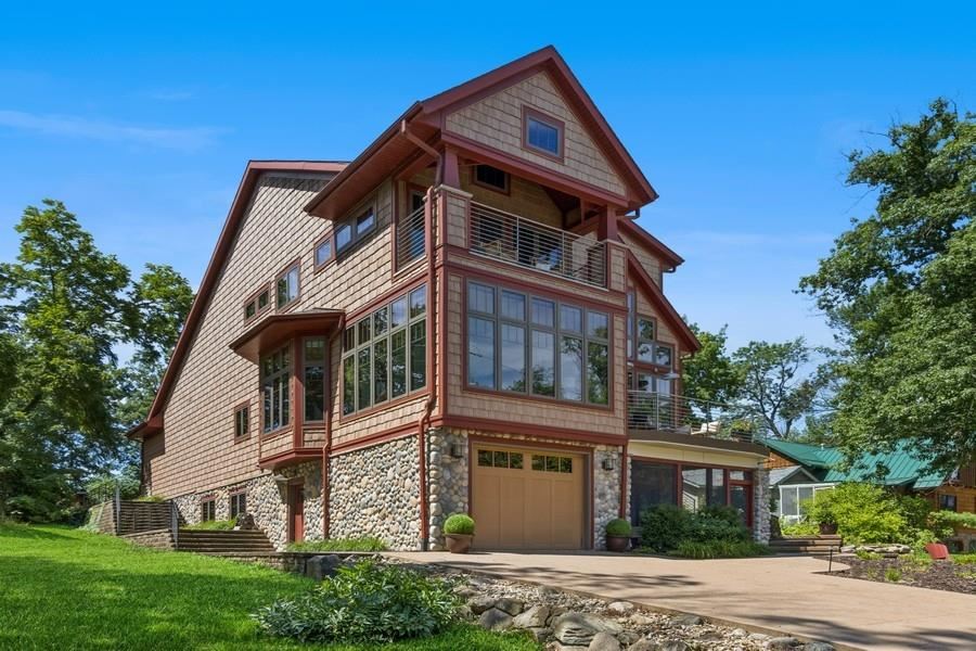 3747 Cottage Reserve Rd NE