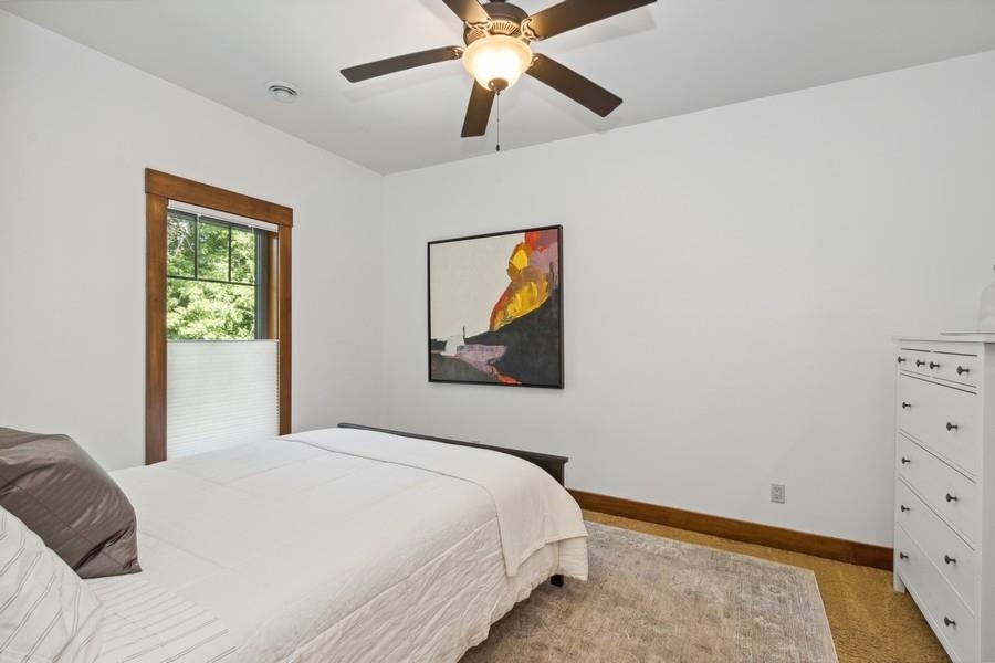 3747 Cottage Reserve Rd NE