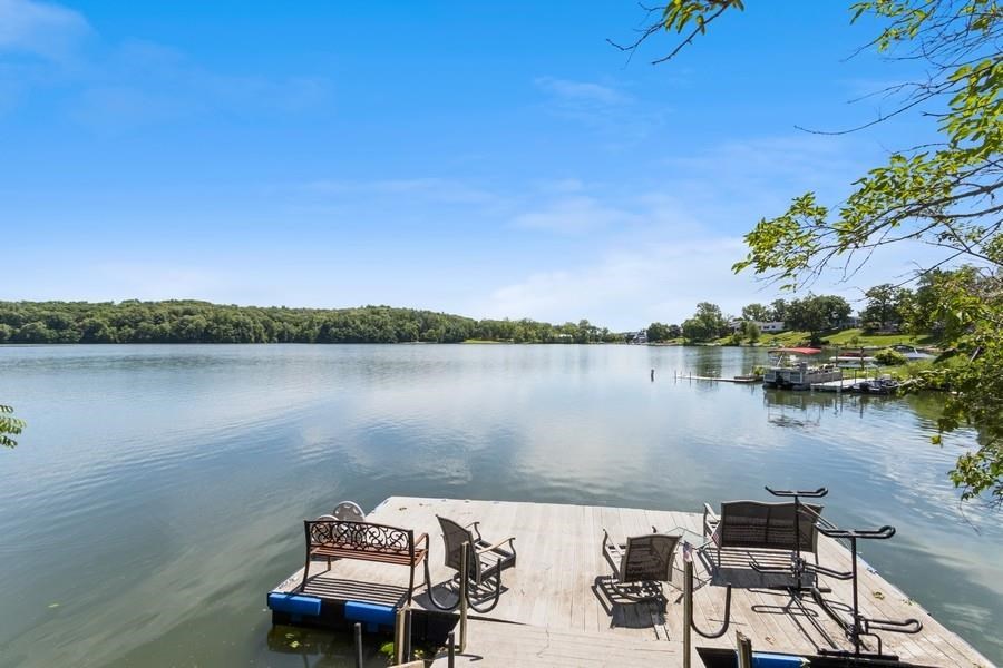 3747 Cottage Reserve Rd NE