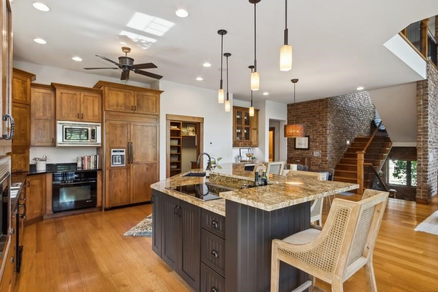 3747 Cottage Reserve Rd NE