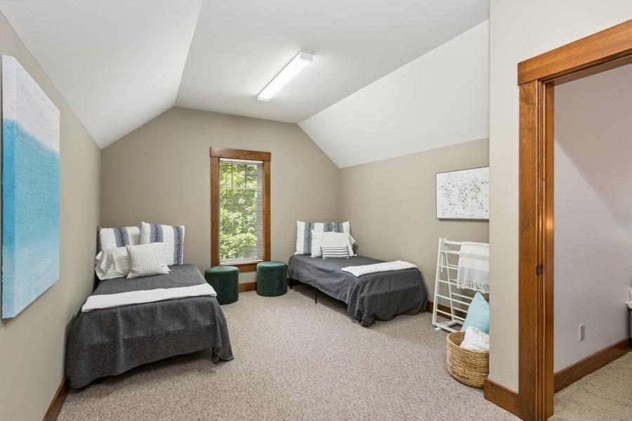 3747 Cottage Reserve Rd NE