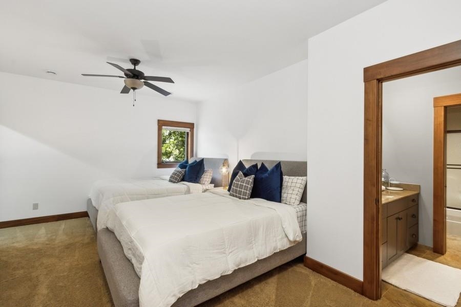 3747 Cottage Reserve Rd NE