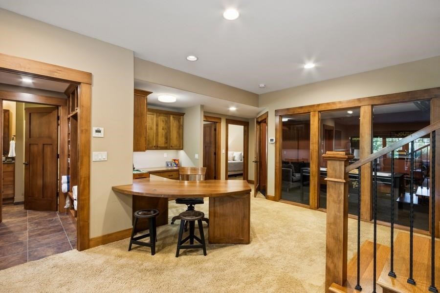 3747 Cottage Reserve Rd NE