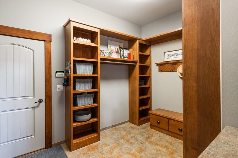 3747 Cottage Reserve Rd NE