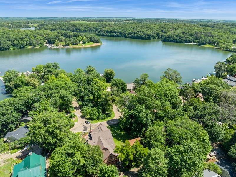 3747 Cottage Reserve Rd NE