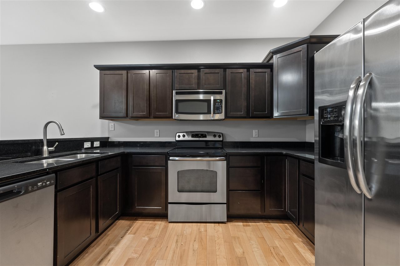 708 Mission Point Rd