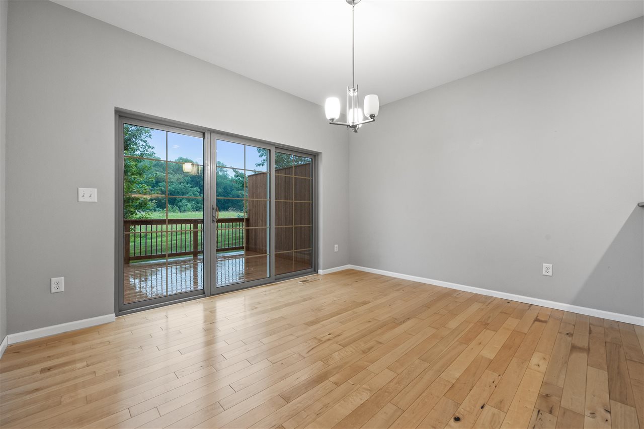 708 Mission Point Rd