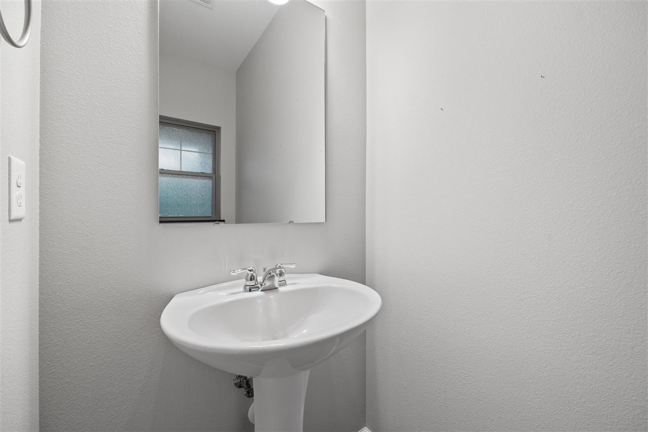 708 Mission Point Rd