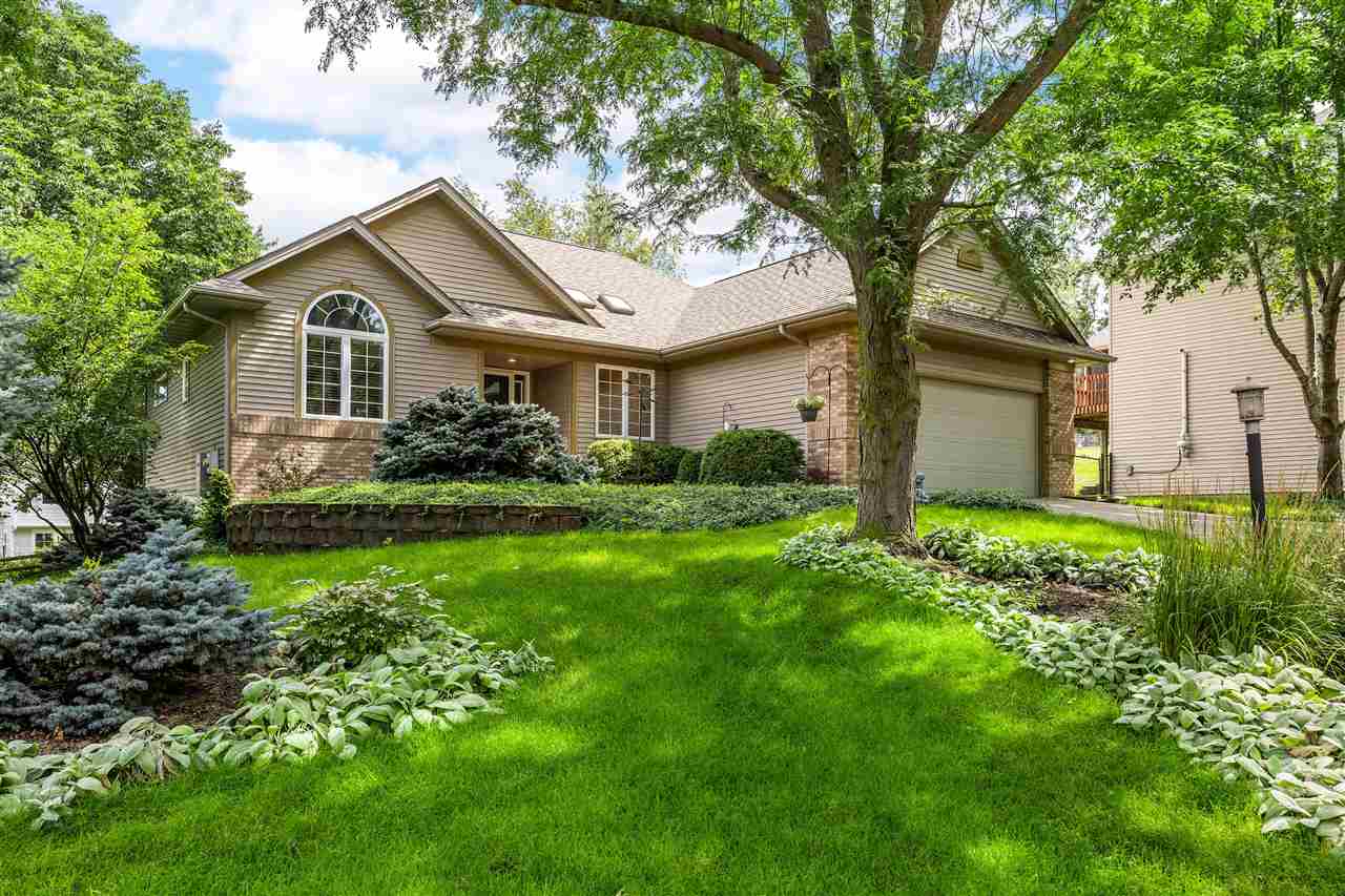 445 Breconshire Lane