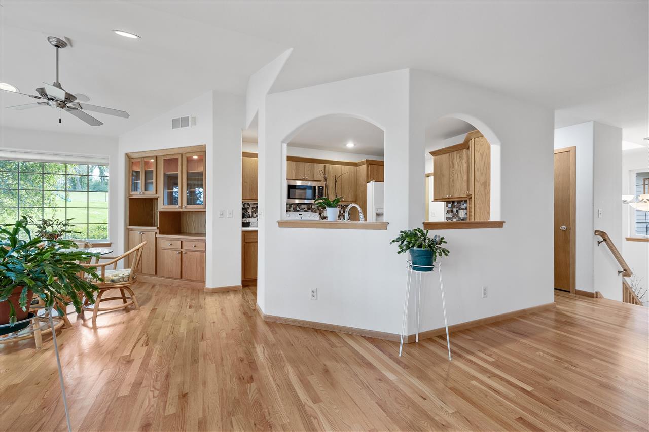 445 Breconshire Lane