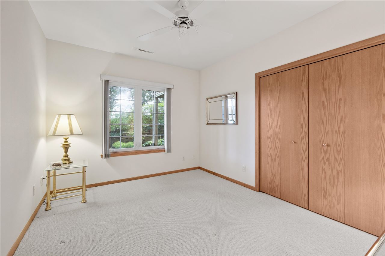 445 Breconshire Lane