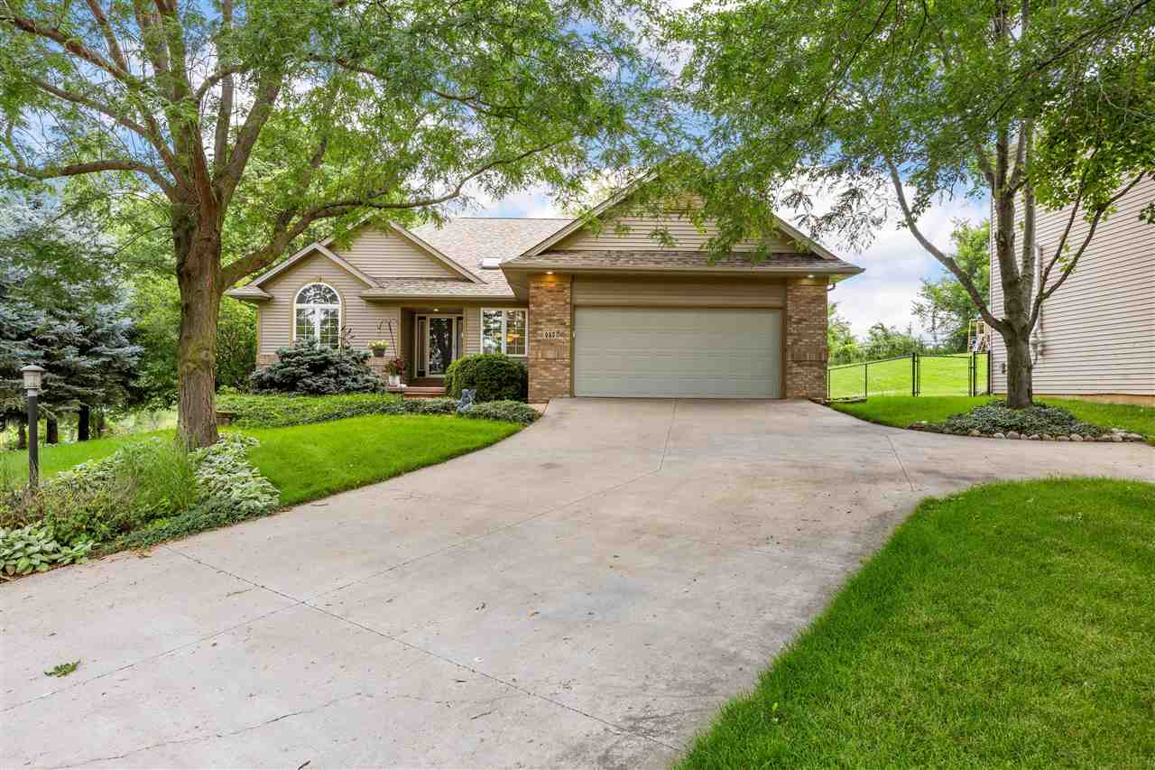 445 Breconshire Lane