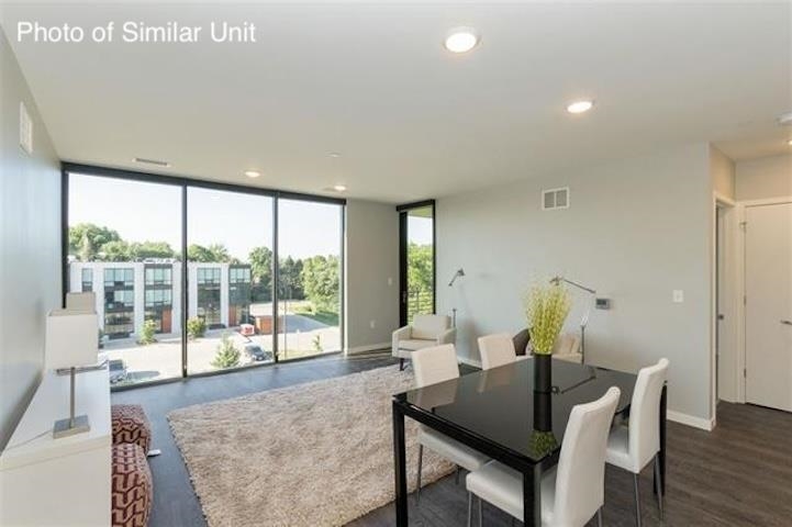 1 University Way Unit: 207
