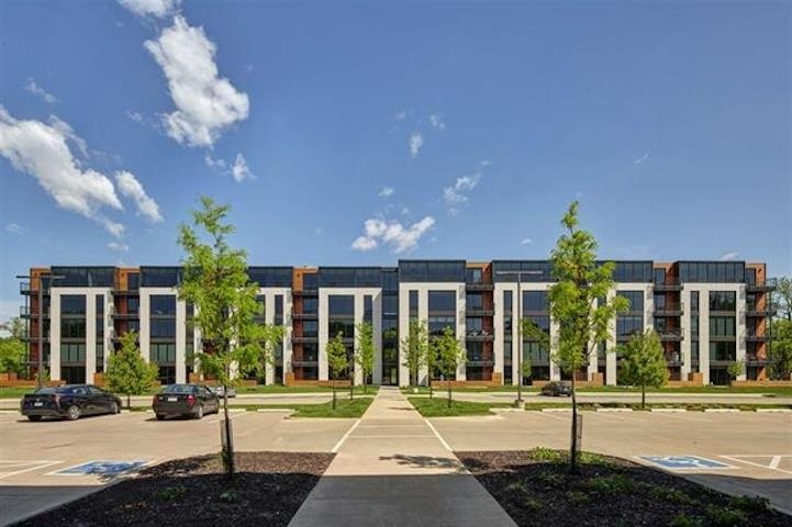 1 University Way Unit: 207