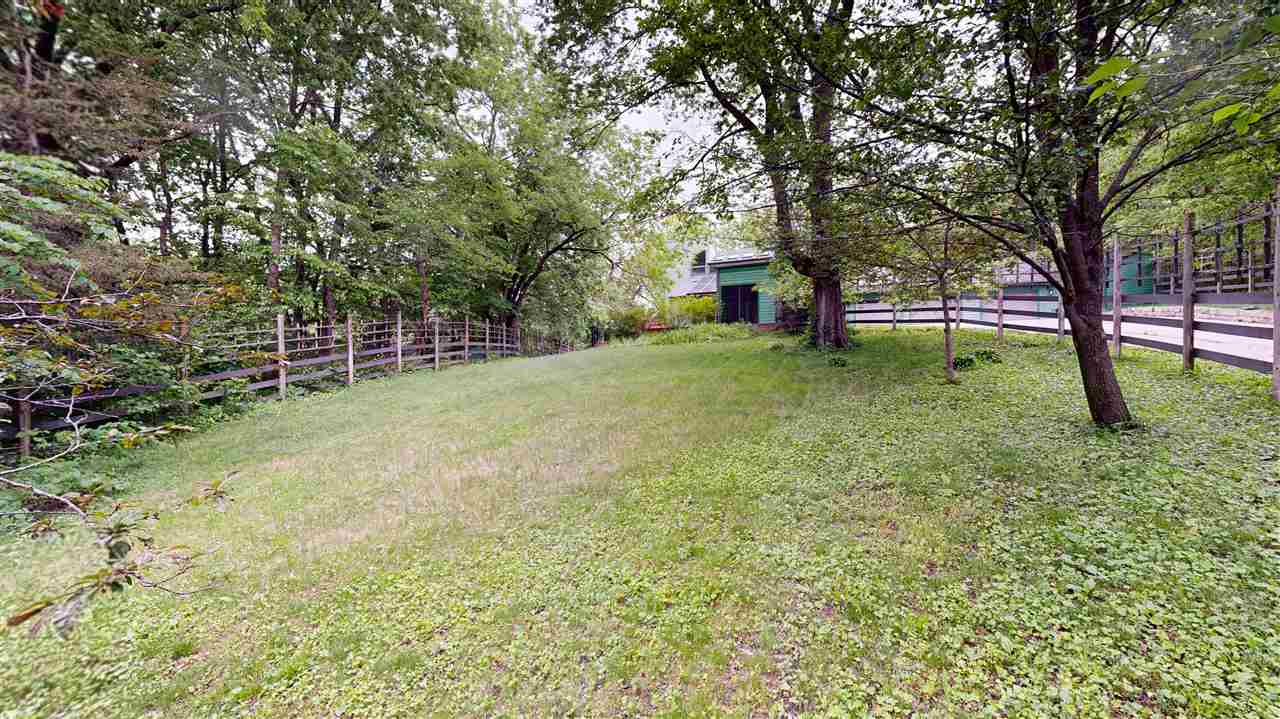 10 Spring Valley Dr NE