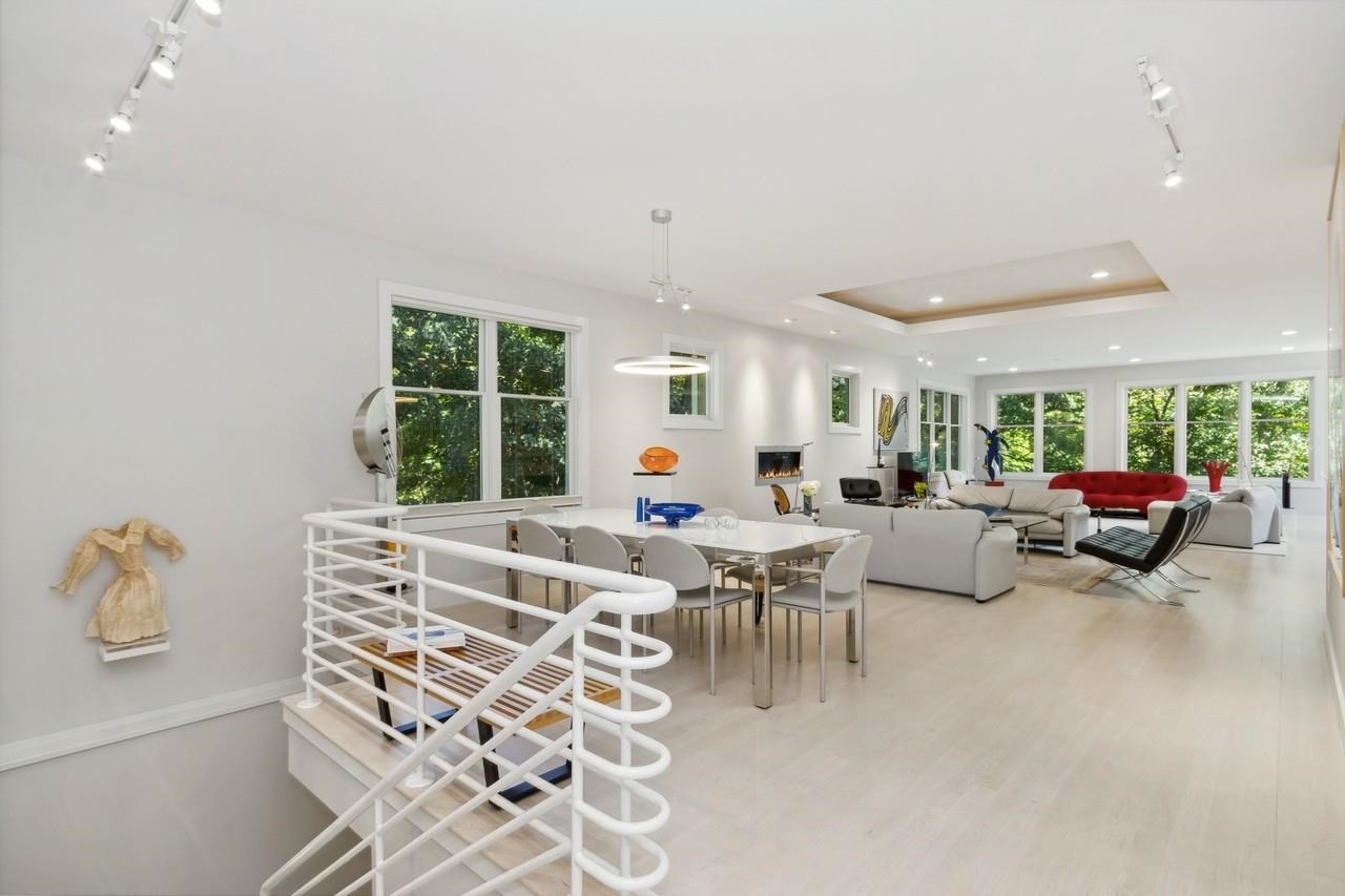 52 Marietta Ave