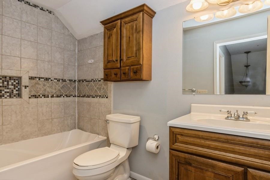 235 Holiday Rd Unit: 2