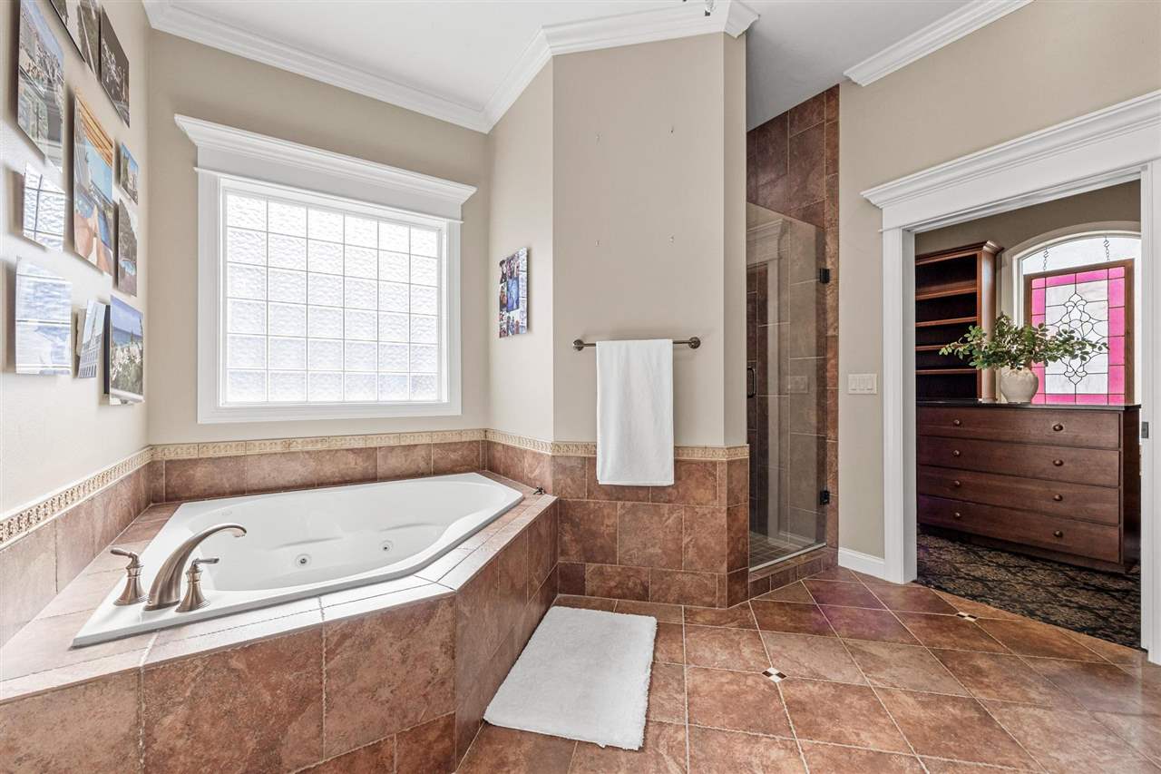 2020 Forest Hill Trace