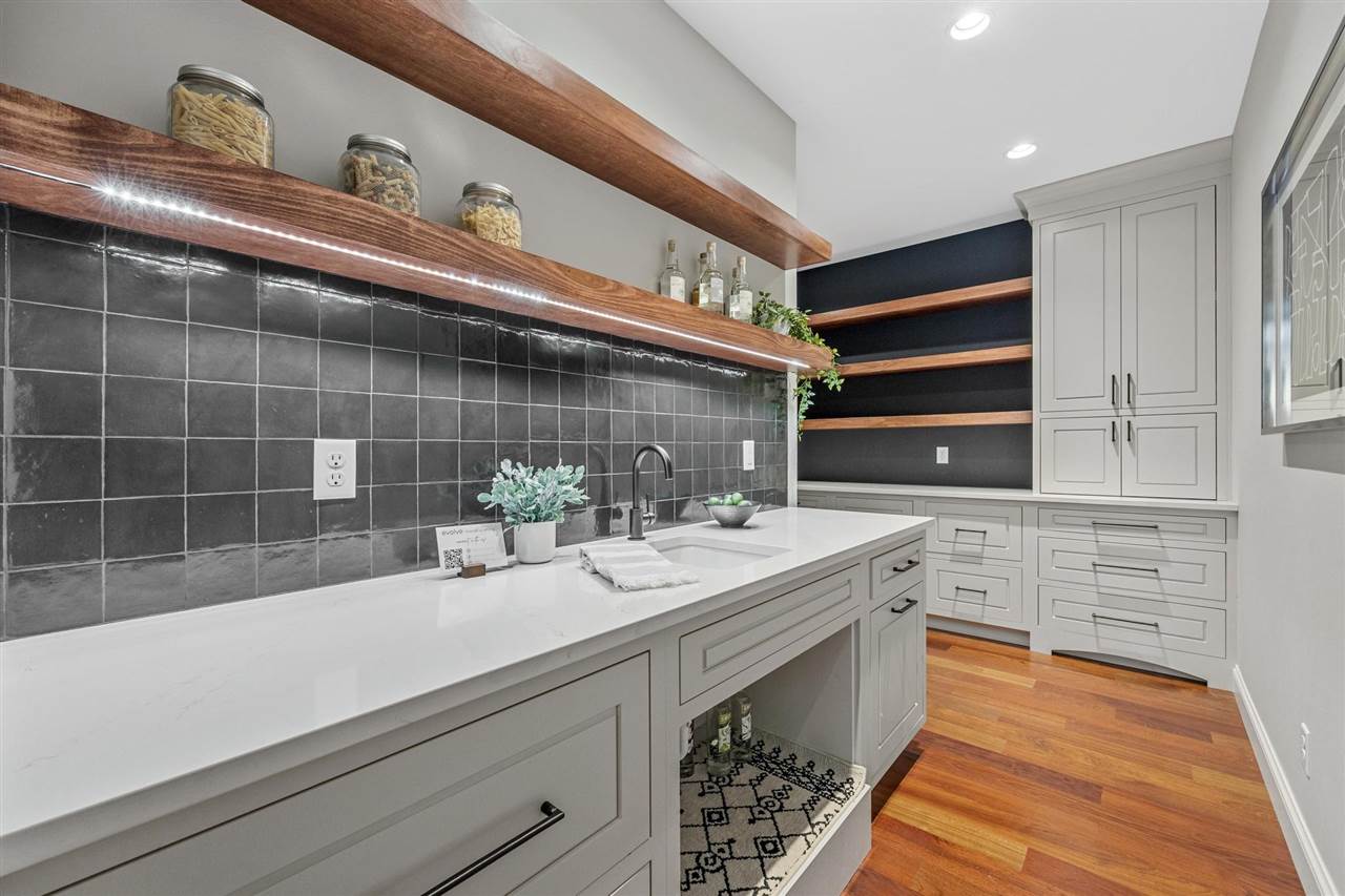 2020 Forest Hill Trace