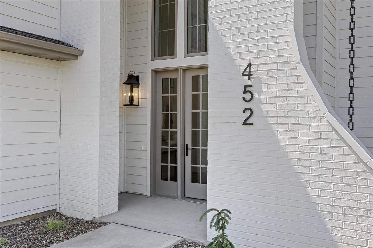 452 Rebekah Ct