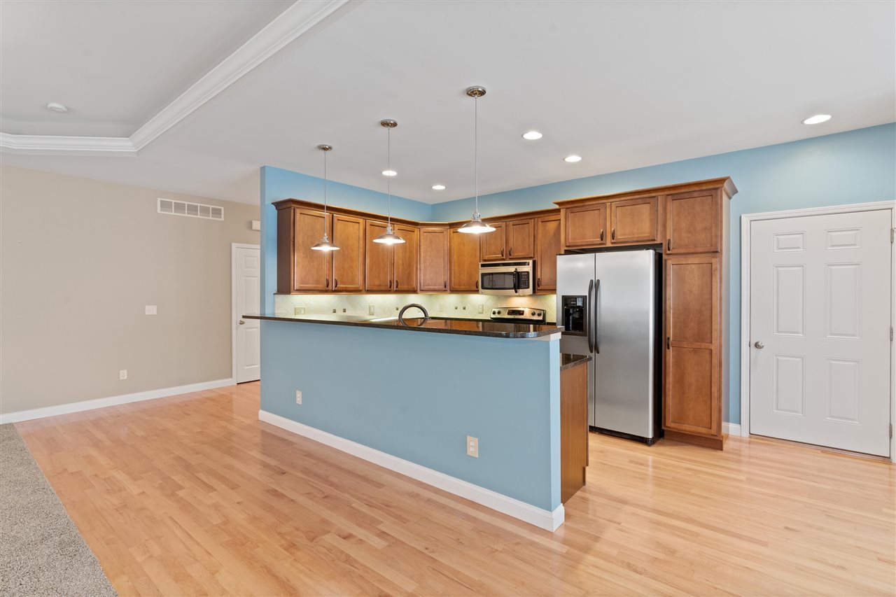 2243 Jessica Ln