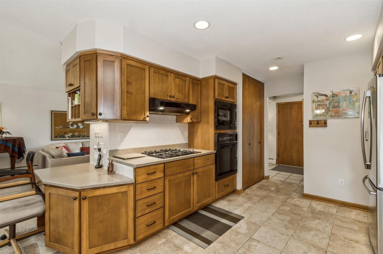 317 Windsor Dr