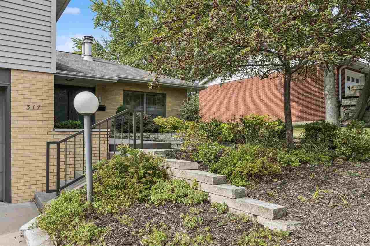 317 Windsor Dr