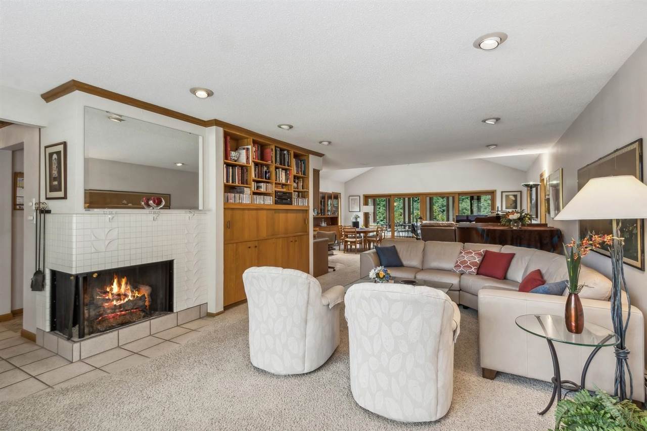 317 Windsor Dr