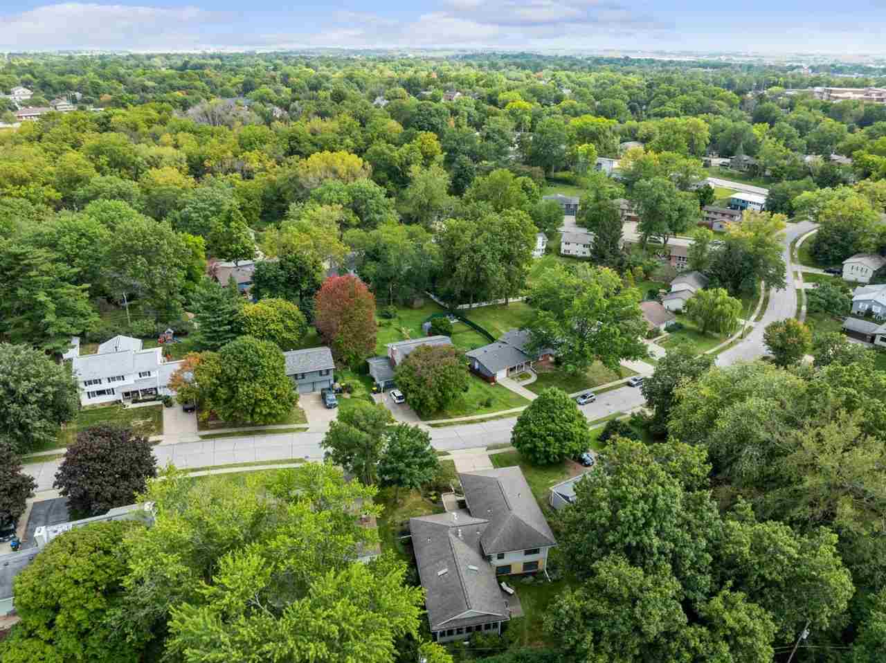 317 Windsor Dr