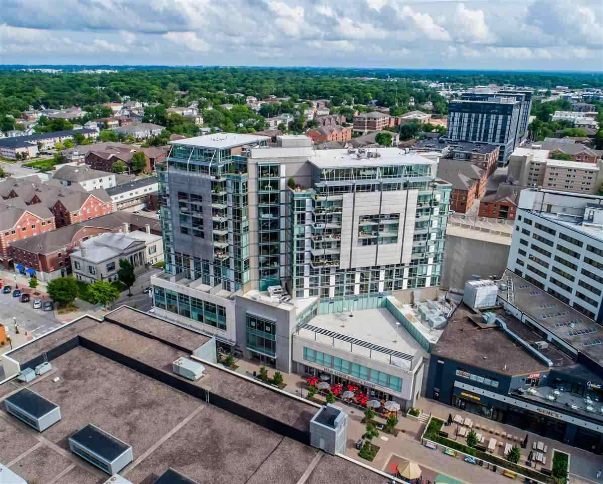 221 E College St Unit: No. 1208