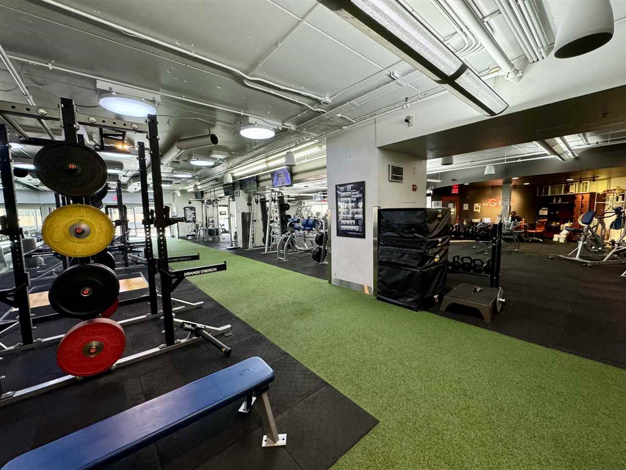 221 E College St Unit: No. 1208