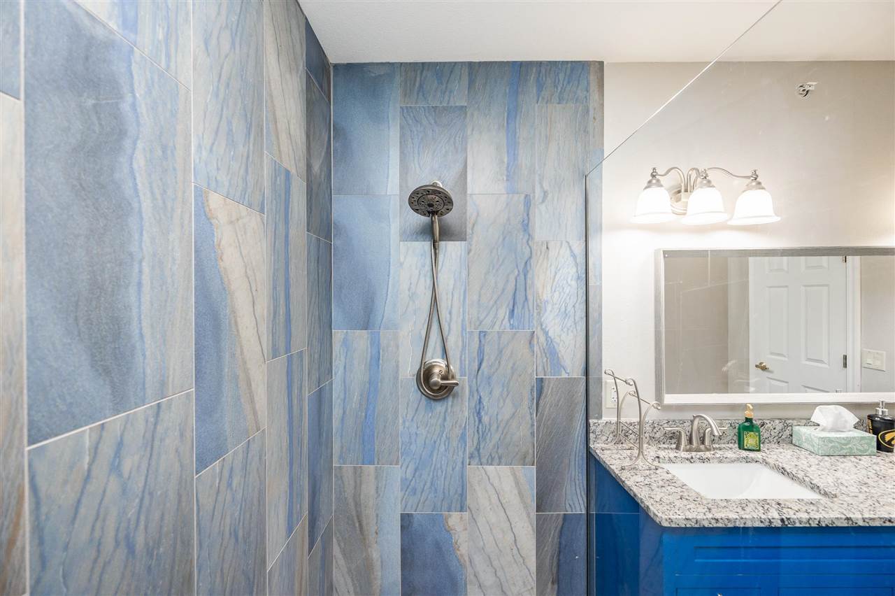 255 Holiday Rd Unit: 3