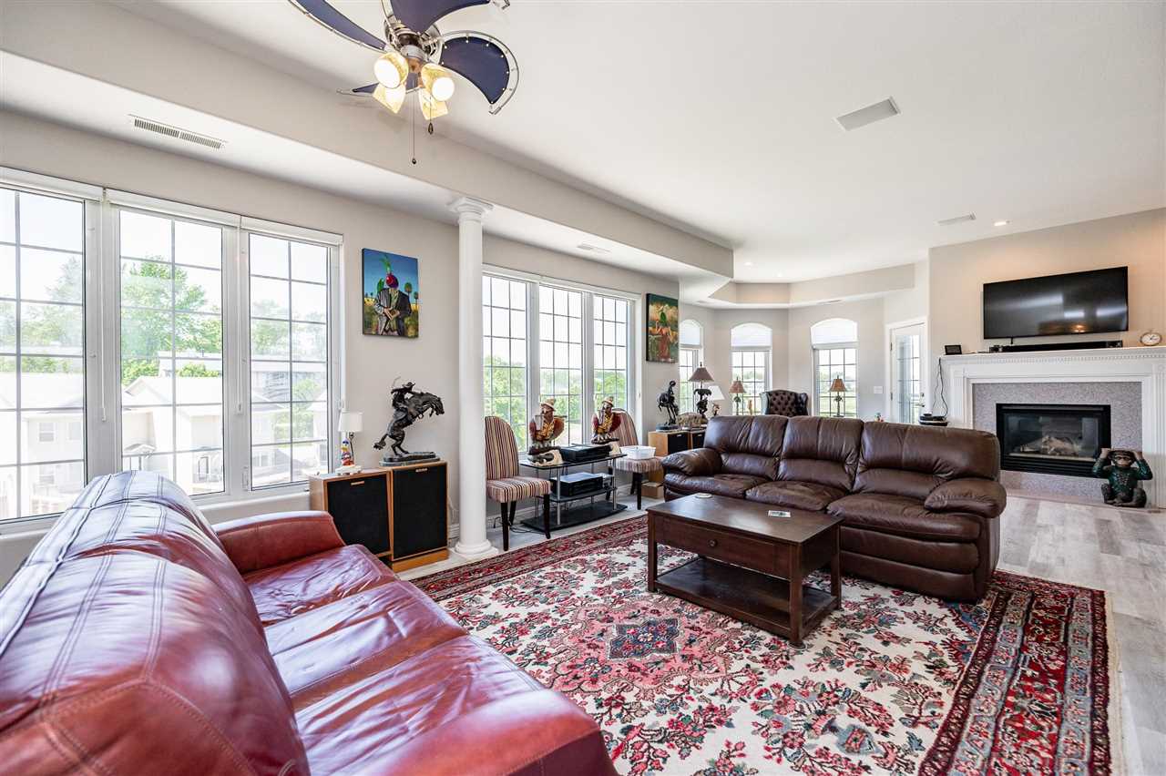 255 Holiday Rd Unit: 3