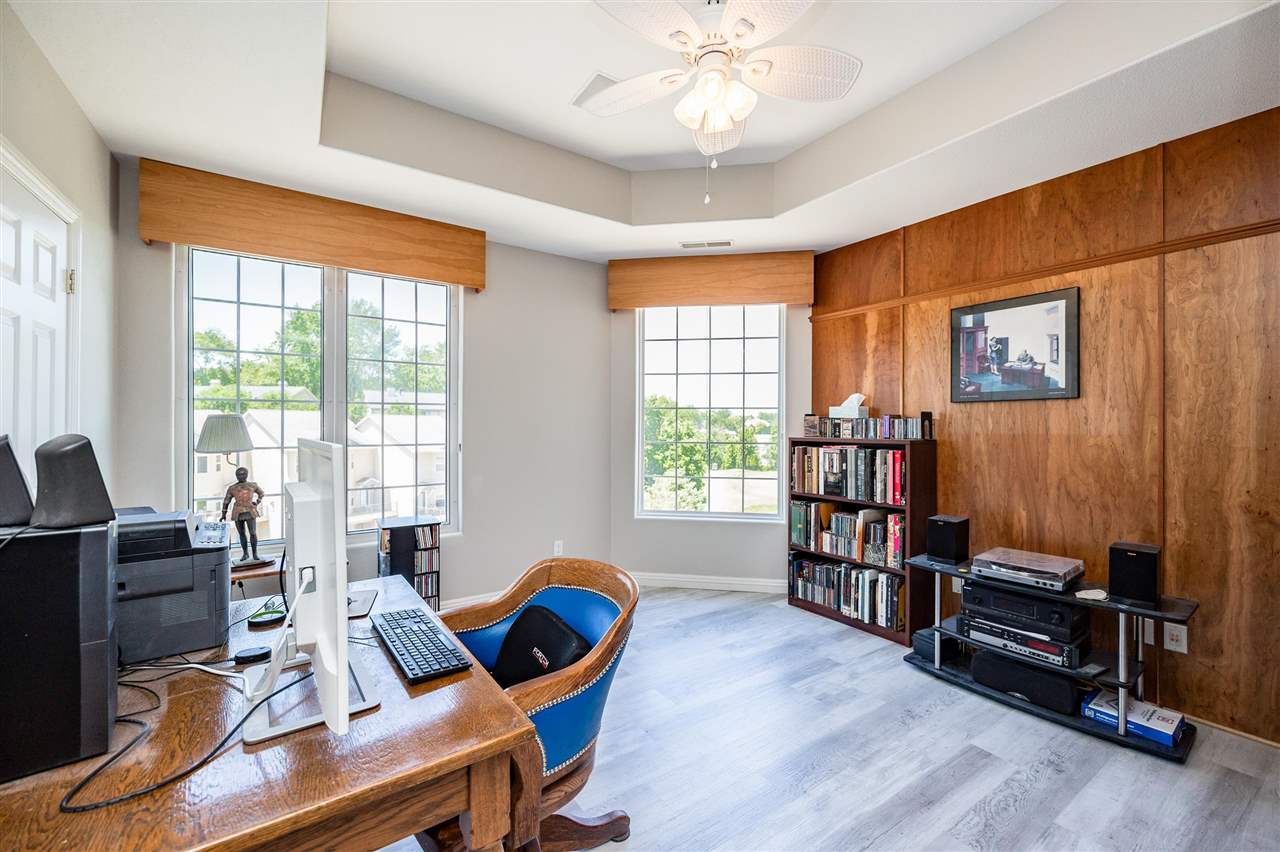 255 Holiday Rd Unit: 3