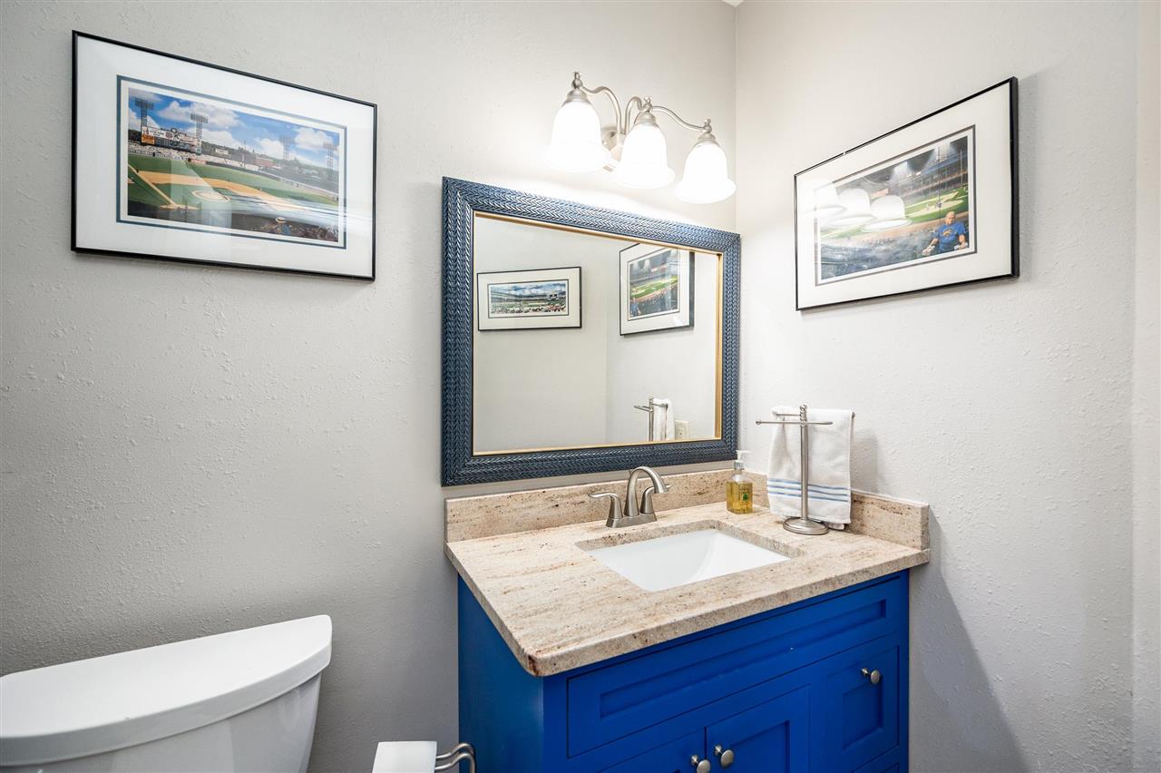 255 Holiday Rd Unit: 3