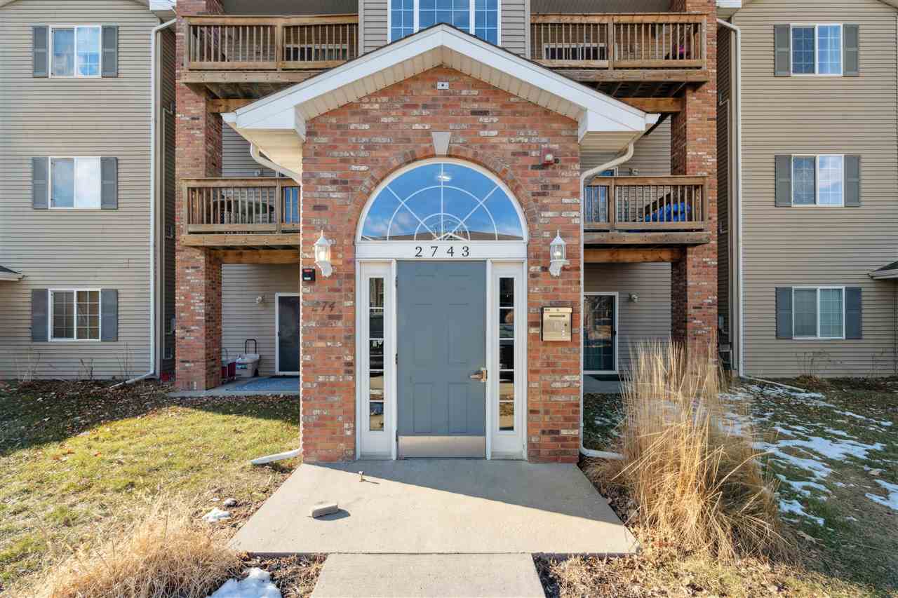 2743 Triple Crown Ln Unit: 8