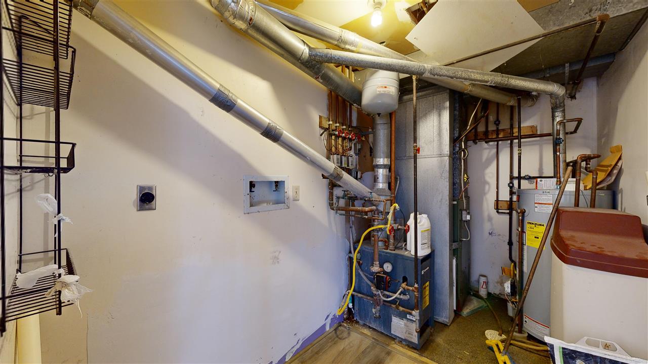 2368 Oak Grove Ln NE