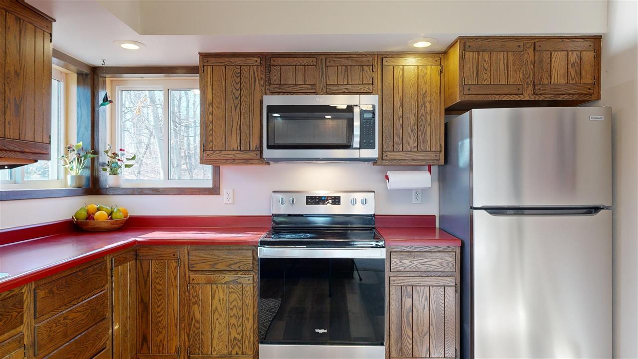 2368 Oak Grove Ln NE