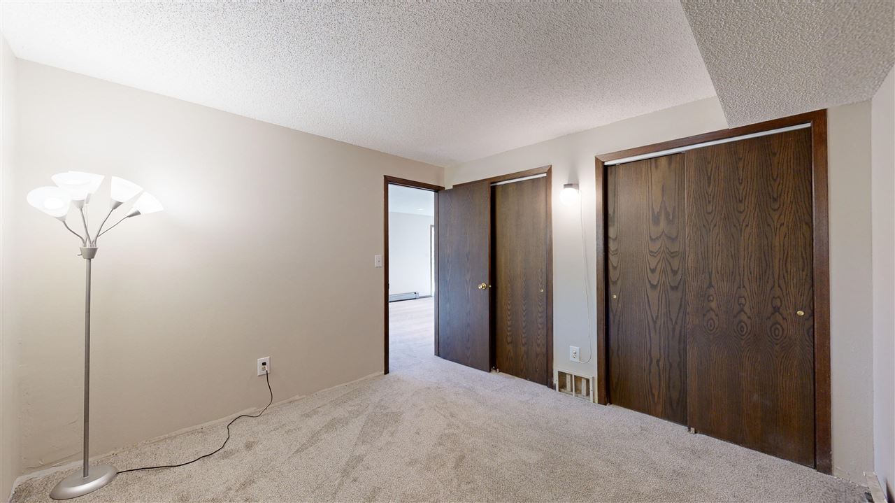 2368 Oak Grove Ln NE