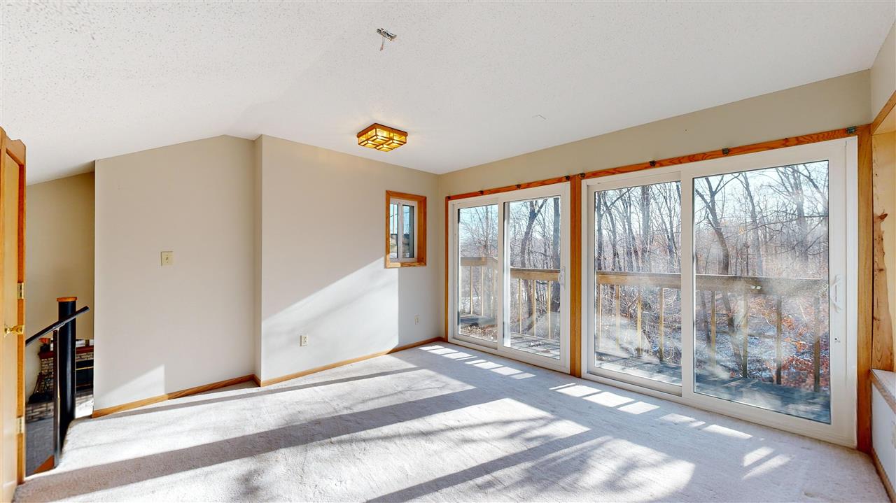 2368 Oak Grove Ln NE