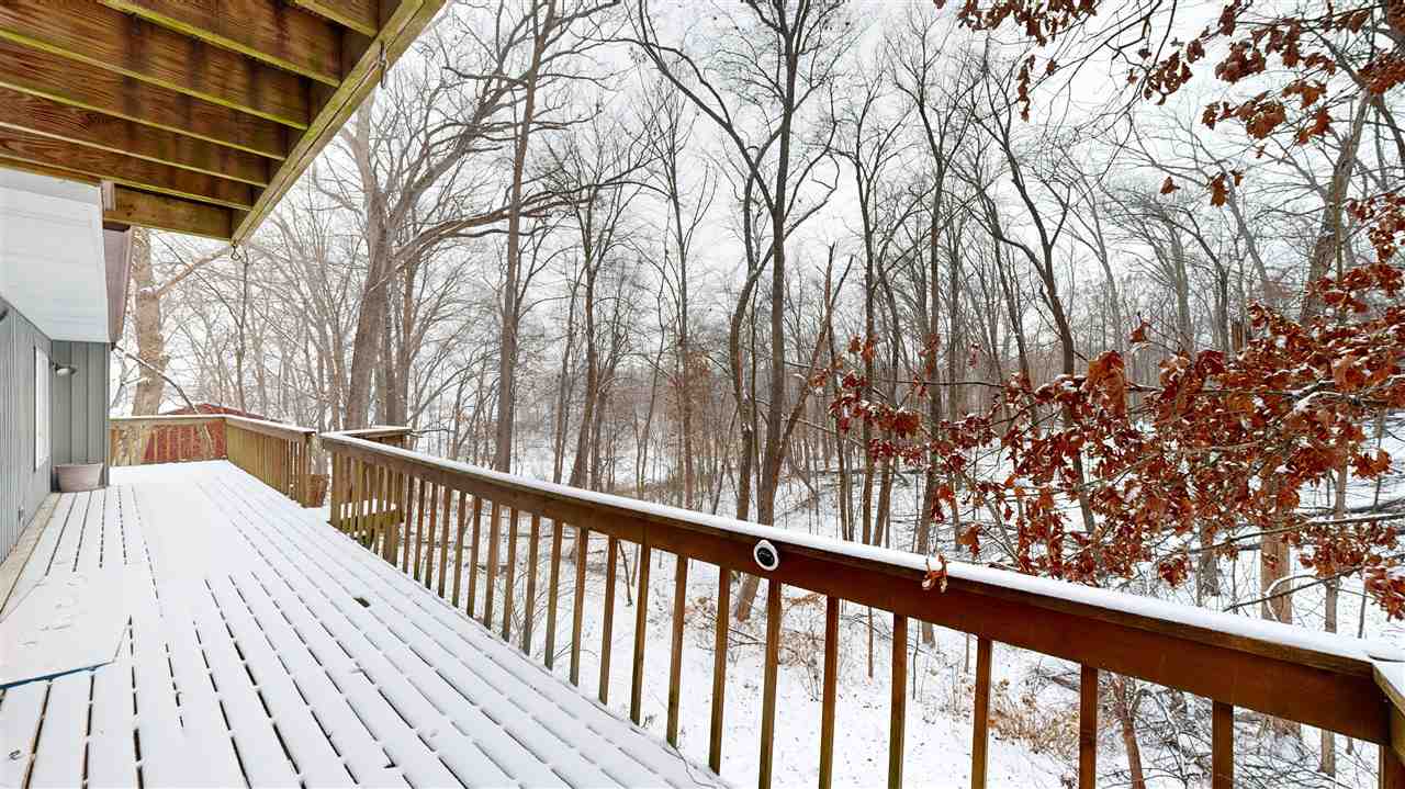 2368 Oak Grove Ln NE