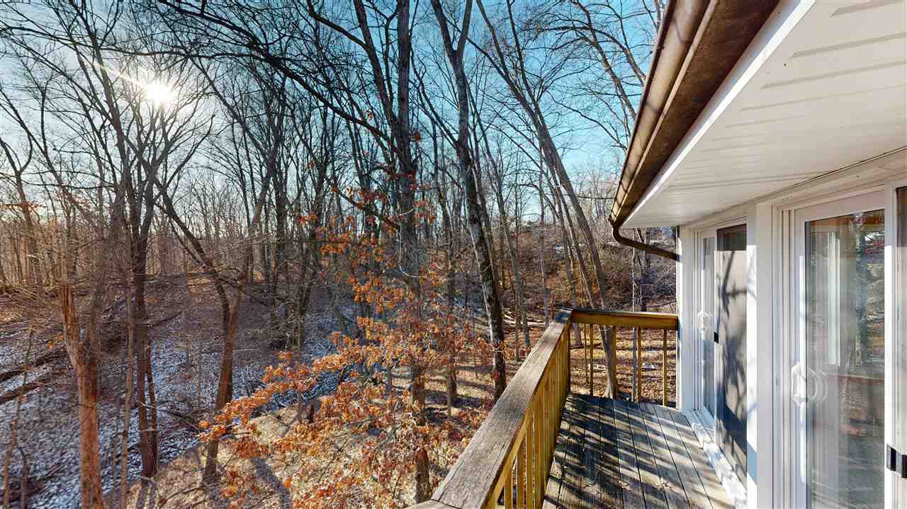 2368 Oak Grove Ln NE