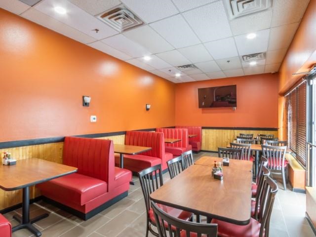 725 Mormon Trek Blvd