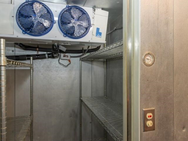 725 Mormon Trek Blvd